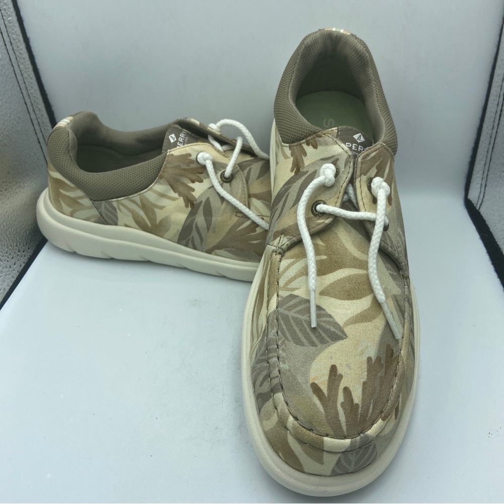 Sperry Topsider Men's Captain’s Moc Slip On Shoe - NEW IN BOX - SIZE 10M Khaki